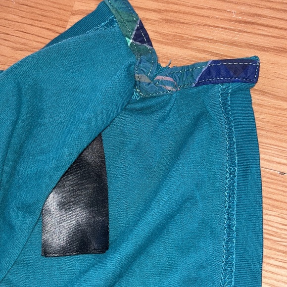 Teal Barbour Plaid Pocket T-Shirt. Size Small. Great Condition. - Picture 4 of 5